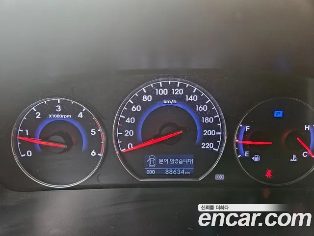 Hyundai Санта Фе 2011 thumb 2