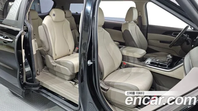 Kia Carnival 2020 thumb 3