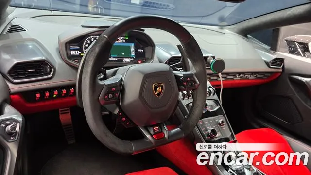 Lamborghini Huracan 2015 thumb 12
