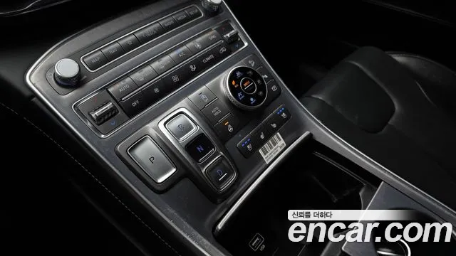 Hyundai Santa Fe 2020 thumb 8