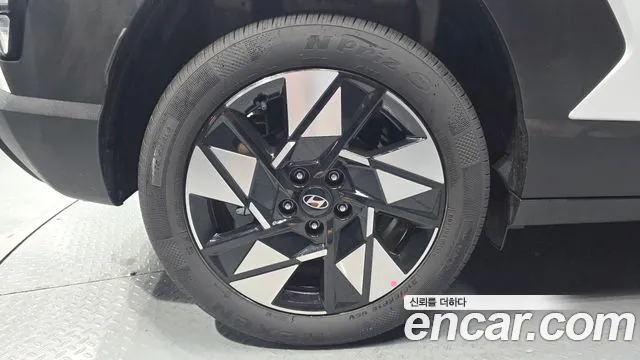 Hyundai Kona 2025 thumb 4