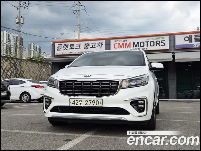 Kia Carnival 2018 thumb 6