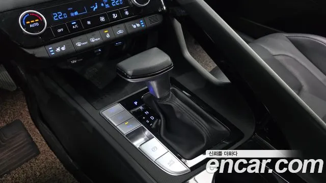 Hyundai Elantra 2020 thumb 12