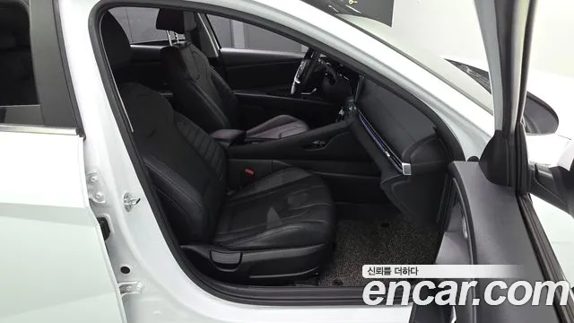 Hyundai Elantra 2020 thumb 7