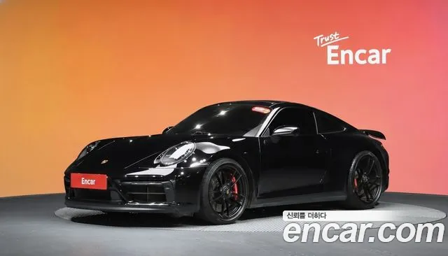 Porsche 911 2023 thumb 10