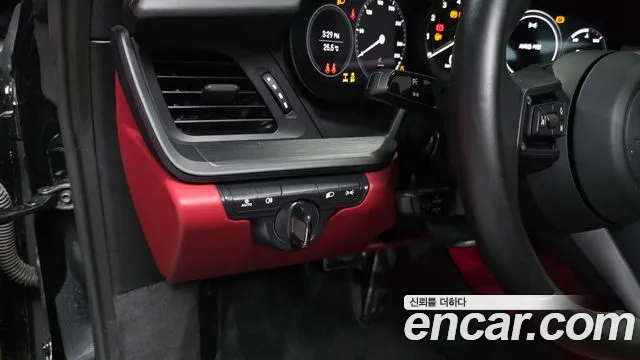 Porsche 911 2023 thumb 12