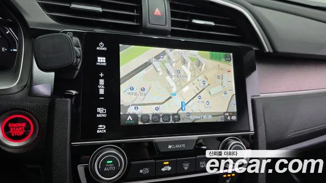 Honda Civic 2017 thumb 9