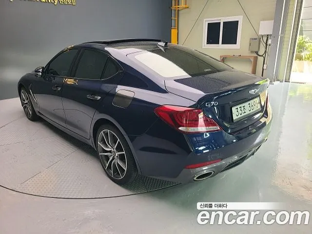 Genesis G70 2019 thumb 9