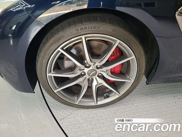 Genesis G70 2019 thumb 4
