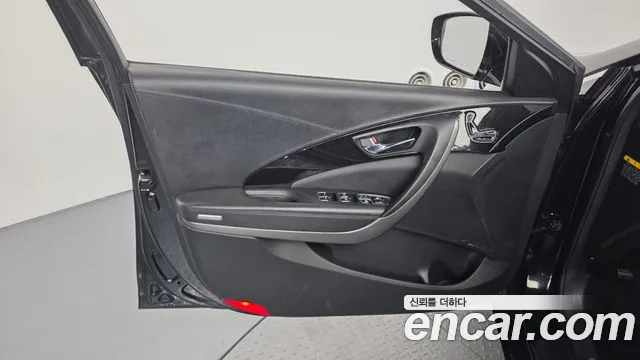 Hyundai Grandeur 2015 thumb 4