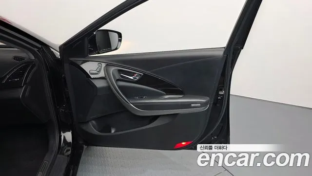 Hyundai Grandeur 2015 thumb 12
