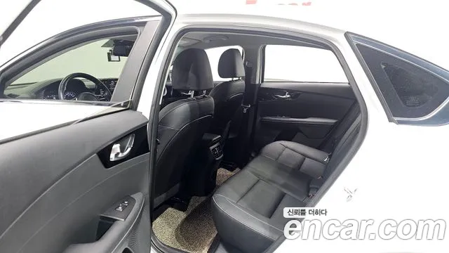 Kia K3 2021 thumb 6