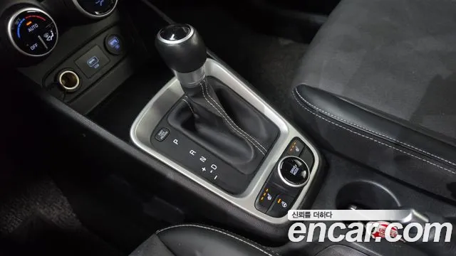 Hyundai Venue 2019 thumb 7