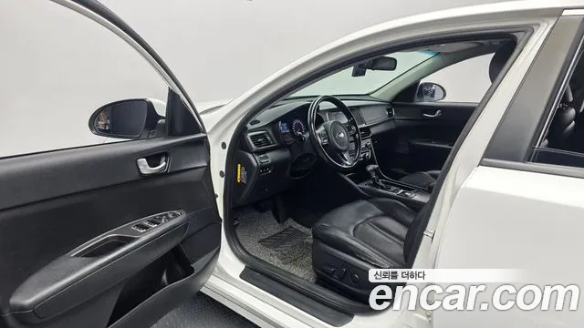 Kia K5 2017 thumb 10