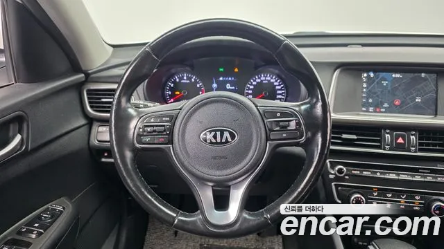 Kia K5 2017 thumb 11