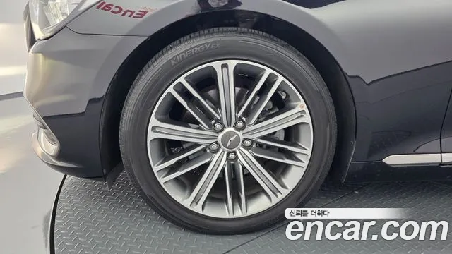 Genesis G80 2019 thumb 11