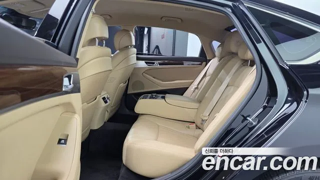 Genesis G80 2019 thumb 4