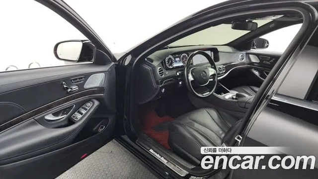 Mercedes-Benz S-Class 2017 thumb 12