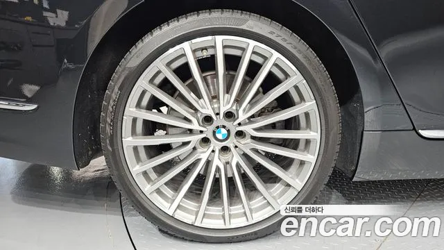 BMW 7 серии 2021 thumb 4