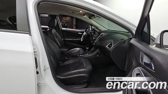 Chevrolet Cruze 2017 thumb 4