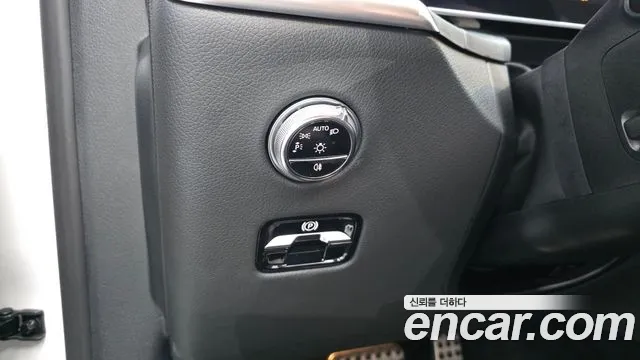 Mercedes-Benz GLC 2024 thumb 7