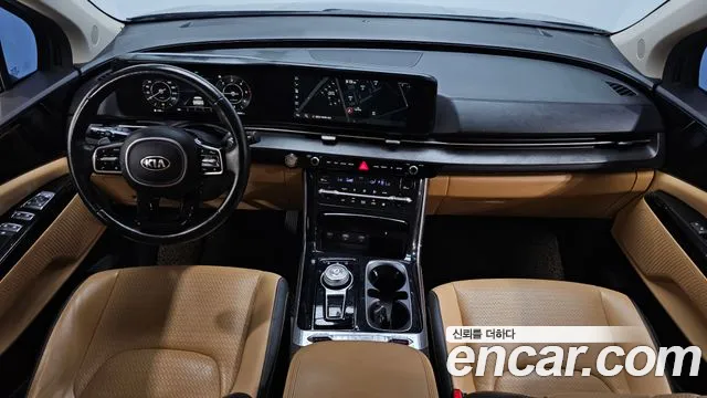 Kia Carnival 2021 thumb 2