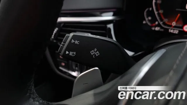 BMW 6 серии Gran Turismo 2020 thumb 4
