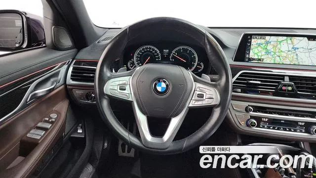BMW 7 серии 2017 thumb 7