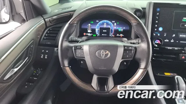 Toyota Alphard 2024 thumb 9
