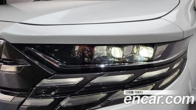 Toyota Alphard 2024 thumb 12