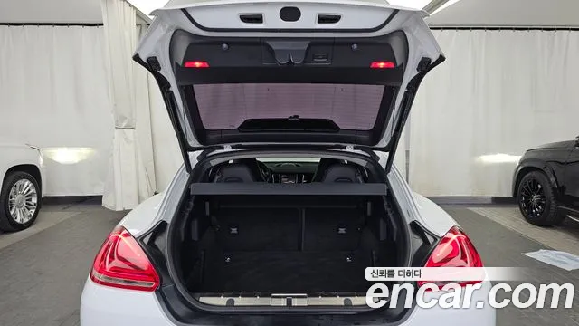 Porsche Panamera 2013 thumb 7