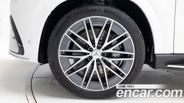 Mercedes-Benz E-Класс 2025 thumb 4