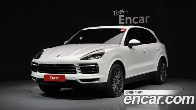 Porsche Cayenne 2022 thumb 10