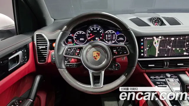 Porsche Cayenne 2022 thumb 11