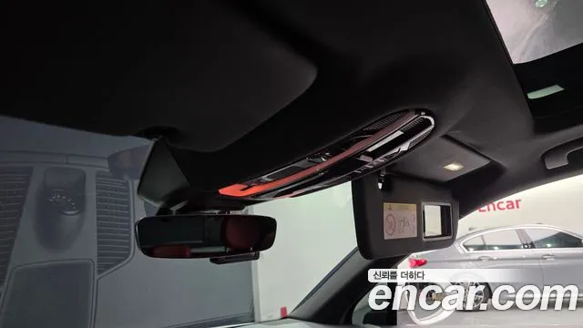 Porsche Cayenne 2022 thumb 2