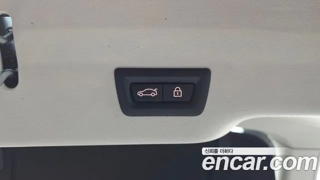 BMW 6 серии Gran Turismo 2020 thumb 5