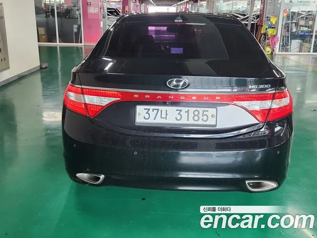 Hyundai Grandeur 2011 thumb 5