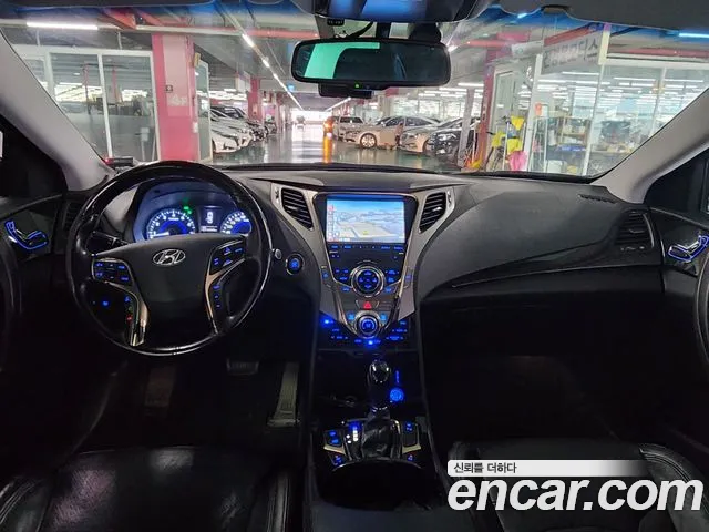 Hyundai Grandeur 2011 thumb 11
