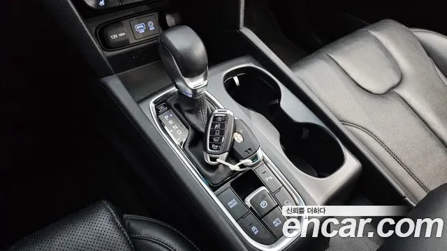 Hyundai Santa Fe 2019 thumb 9