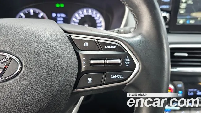 Hyundai Santa Fe 2019 thumb 5