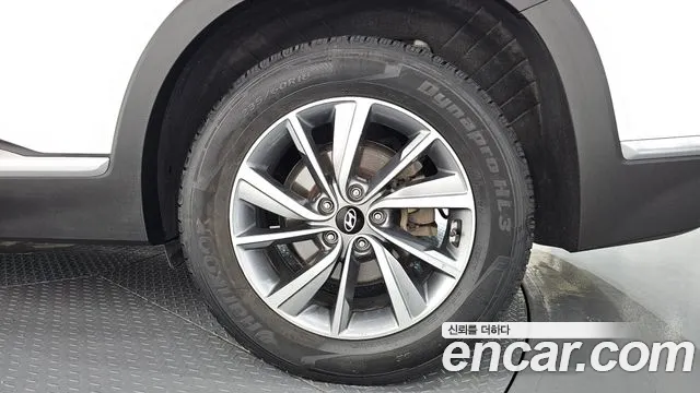 Hyundai Santa Fe 2019 thumb 2