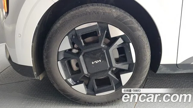 Kia Carnival 2024 thumb 7