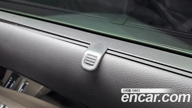 Kia Carnival 2024 thumb 6