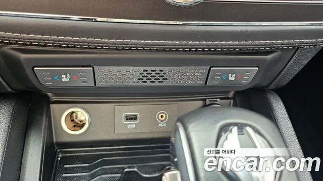 KGM Rexton 2019 thumb 8