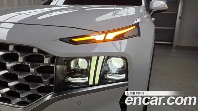 Hyundai Santa Fe 2020 thumb 11