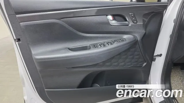 Hyundai Santa Fe 2020 thumb 10