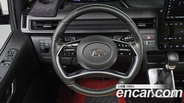 Hyundai Staria 2021 thumb 12