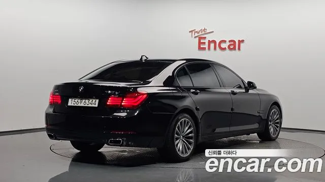BMW 7 серии 2013 thumb 12