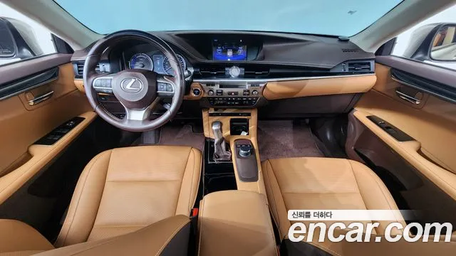 Lexus ES 300h 2016 thumb 12