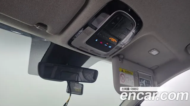 Hyundai Santa Fe 2021 thumb 6
